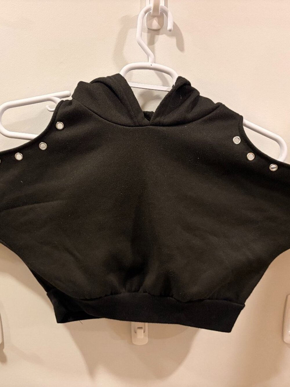Black Cropped Hoodie w/ Cat Ears